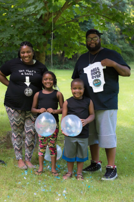 Jonnelle Ballard and her family. (Photo courtesy of Juhs Photography)