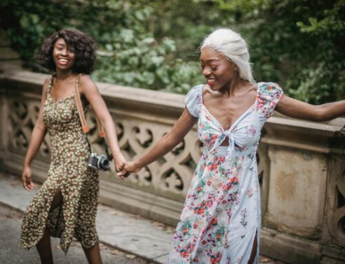 Black Female Friendships: A Guide to Navigating & Maintaining Meaningful Connections